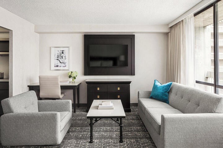 Chelsea Hotel Toronto
