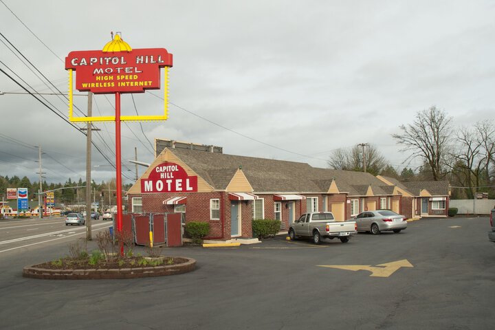 Hotel 14 of 105