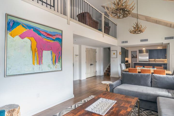 Madeline Hotel & Residences Auberge Collection