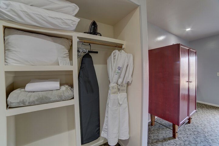 Room 45 of 72