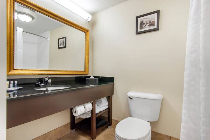 Room 44 of 59