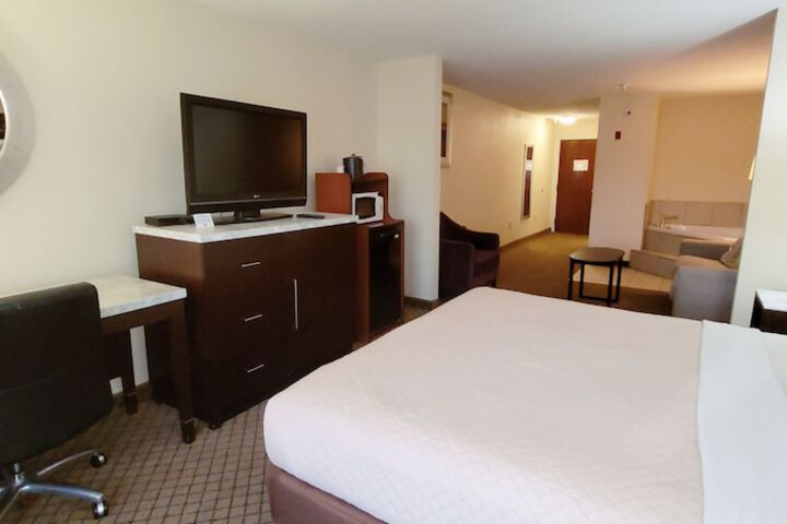 Room 30 of 39