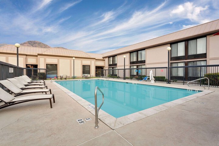 Pool 3 of 26