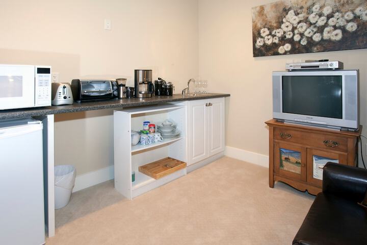 Room 6 of 34