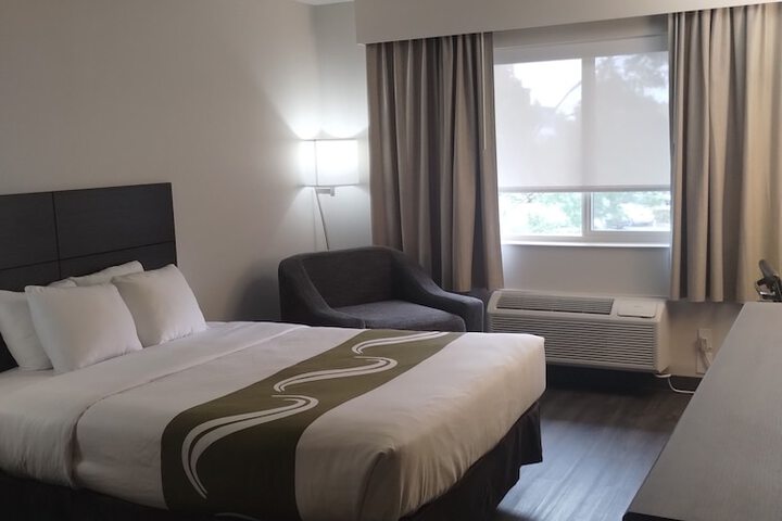 Room 70 of 127