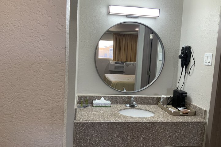 Room 12 of 31