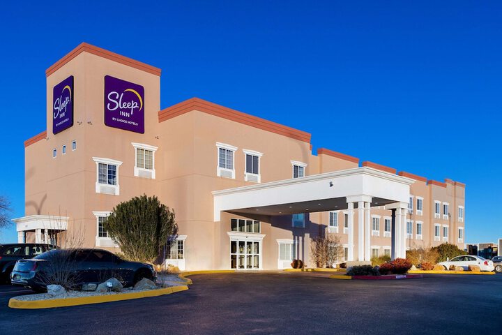 Hotel 3 of 28