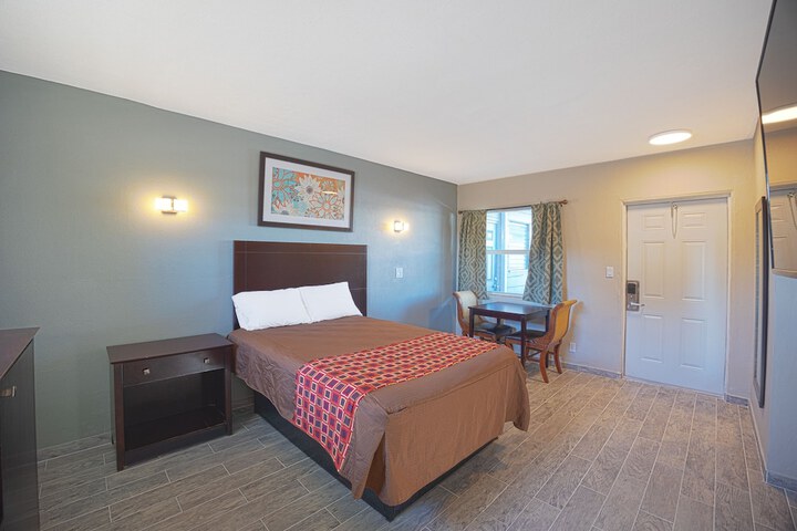 Room 90 of 126