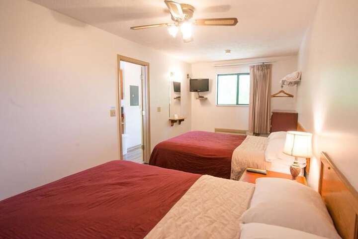 Room 16 of 48
