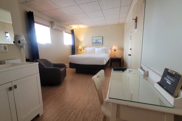 Room 10 of 87