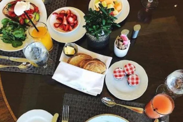 Breakfast/Coffee Service 73 of 114