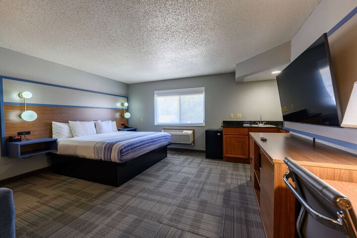 Room 58 of 72