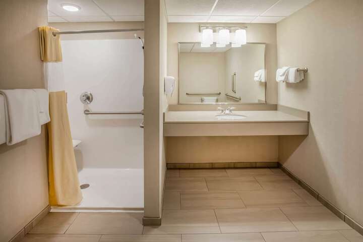 Room 15 of 49