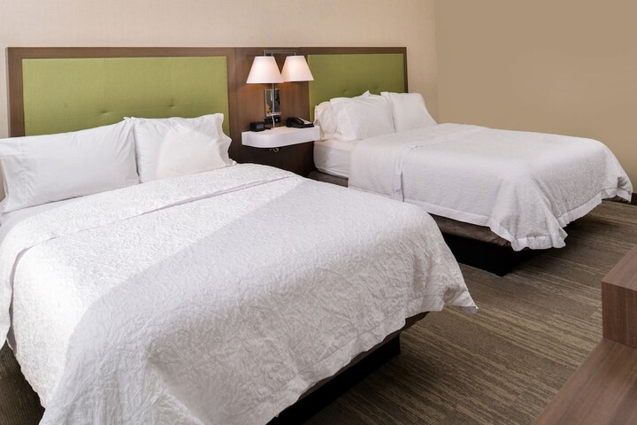 Hampton Inn Omaha Airport