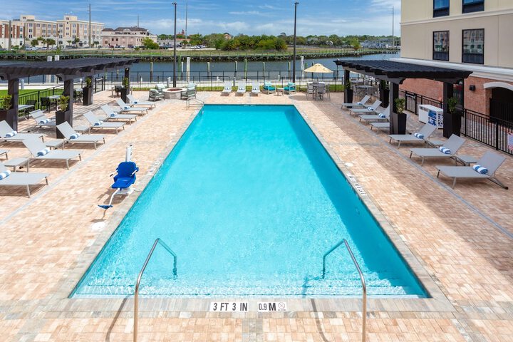 Pool 4 of 54
