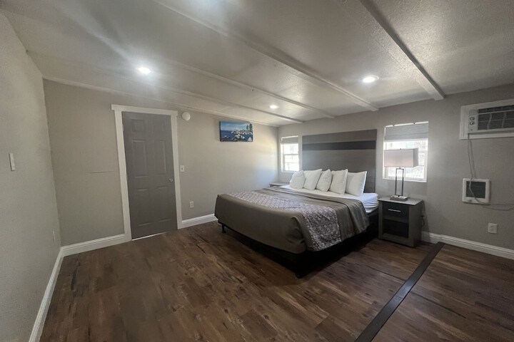 Room 47 of 76