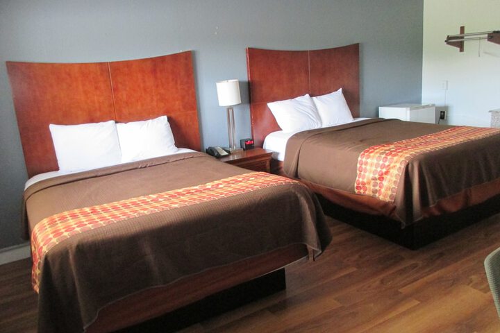 Room 7 of 15