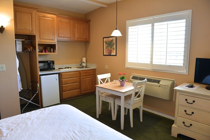 Room 29 of 35