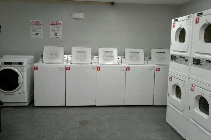 Room 8 of 13