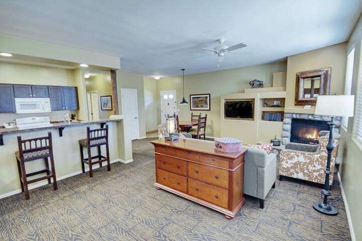 Room 53 of 77
