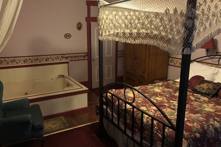 Keller House