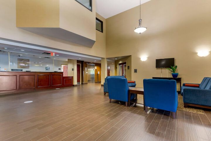 Comfort Inn & Suites Cambridge
