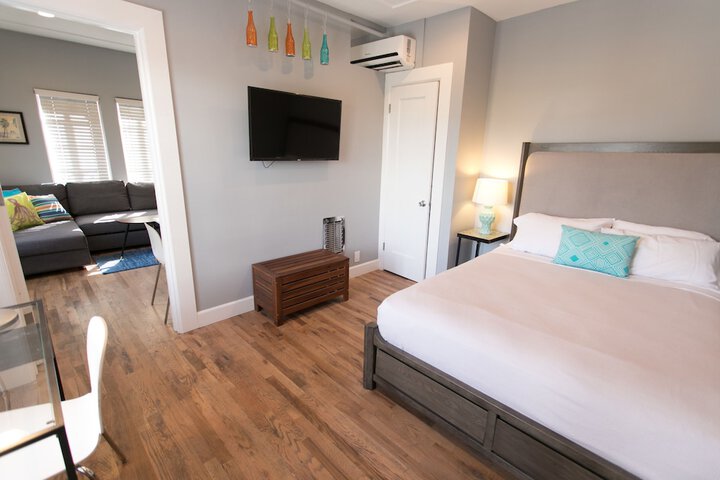 Room 125 of 151