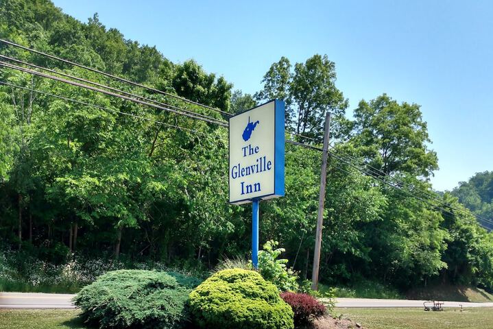 The Glenville Inn