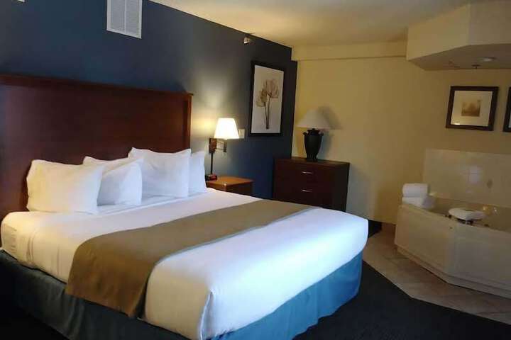 Room 51 of 67