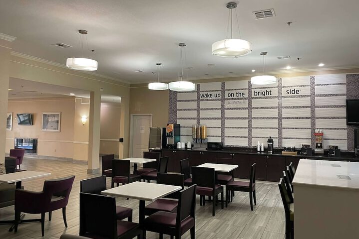 La Quinta Inn & Suites by Wyndham Waxahachie