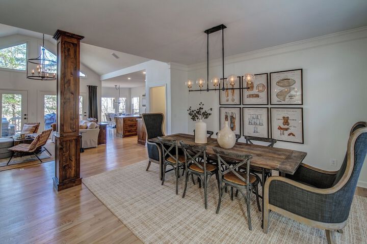 Lux Mountain Home! Golf / Lake/ EV / Game Room