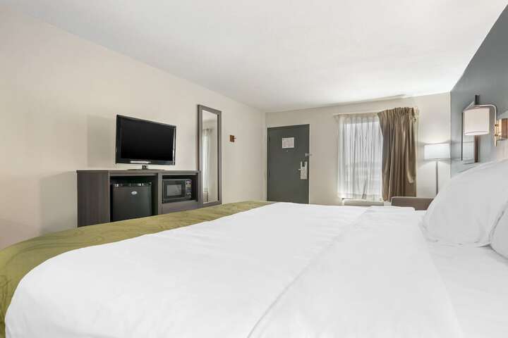 Room 10 of 23