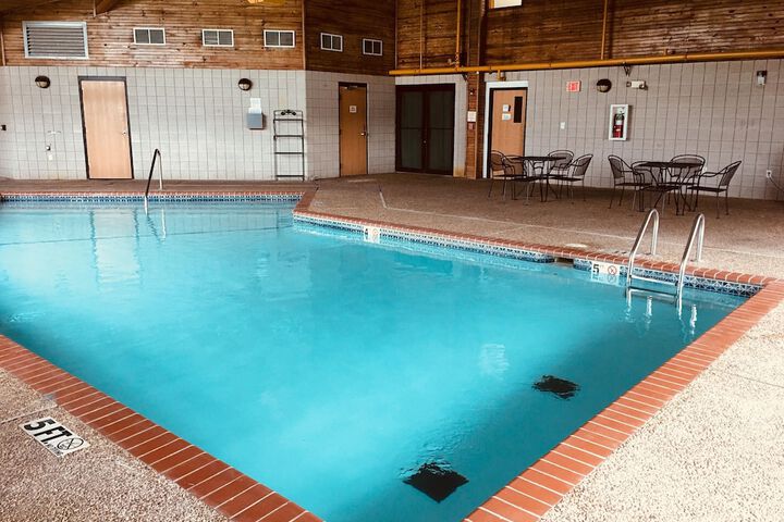 Pool 11 of 64