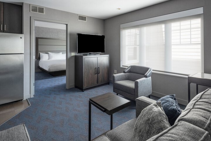 Room 43 of 66