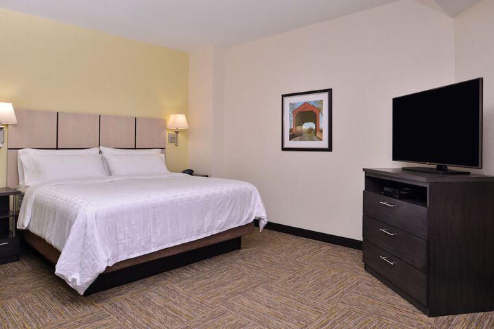 Room 36 of 61