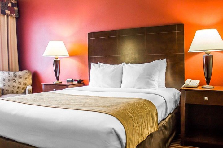 Comfort Inn & Suites Dayville - Killingly Industrial Park