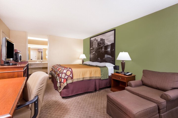 Room 19 of 21