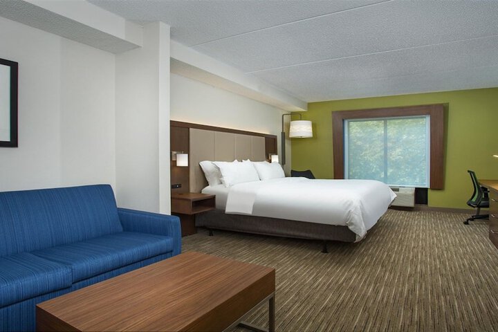 Room 31 of 81