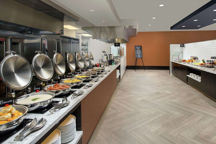 Embassy Suites by Hilton Knoxville Downtown