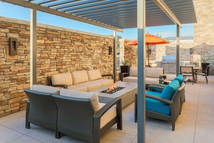 Terrace/Patio 30 of 31