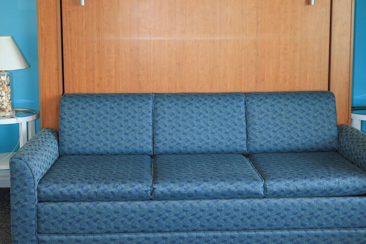 Room 56 of 90