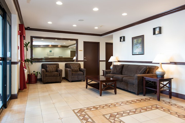 Hotel Interior 9 of 69