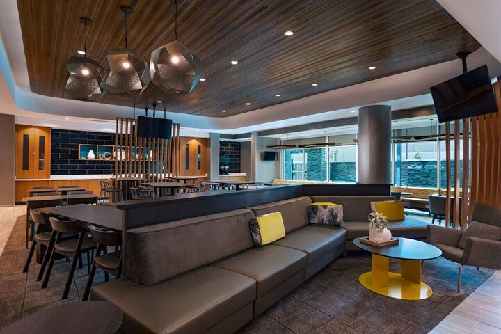 Hotel Interior 10 of 21