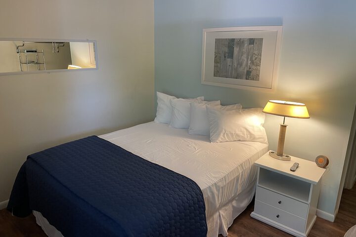 Lake Norman Hotel