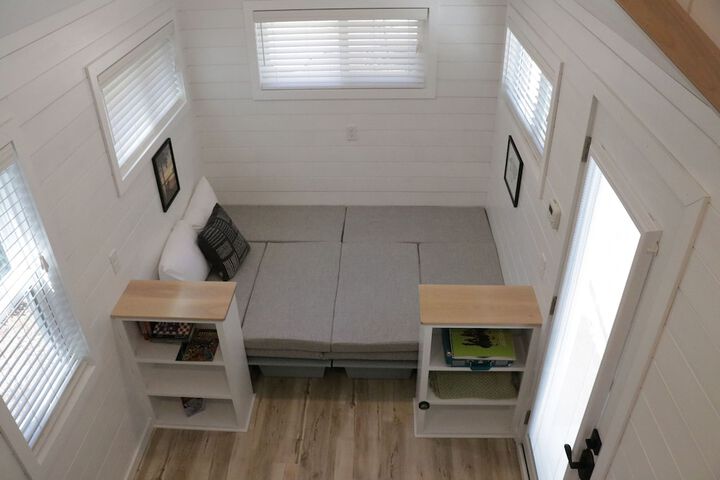 Room 25 of 129