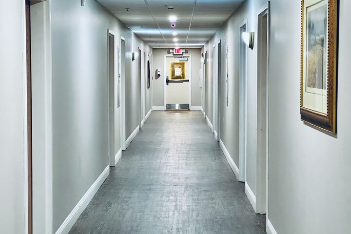 Ballroom/Hall 38 of 42