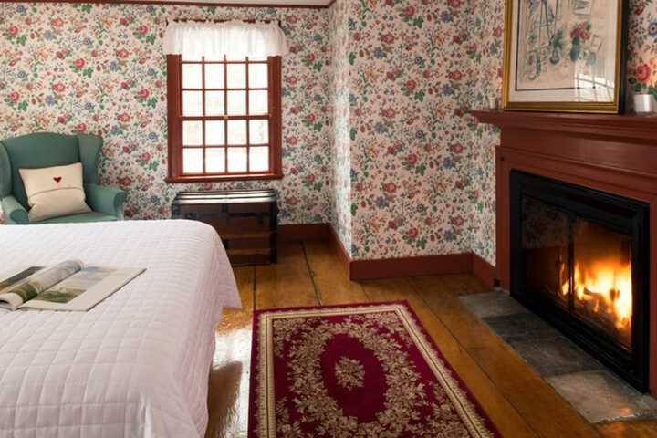 Waldo Emerson Inn