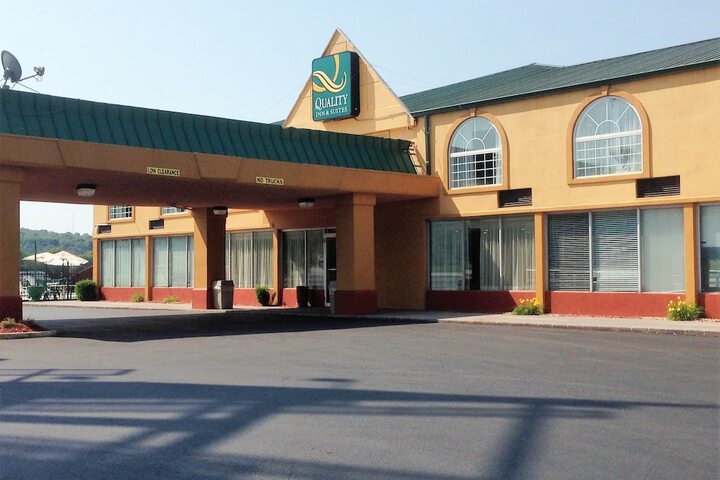 Hotel 3 of 57