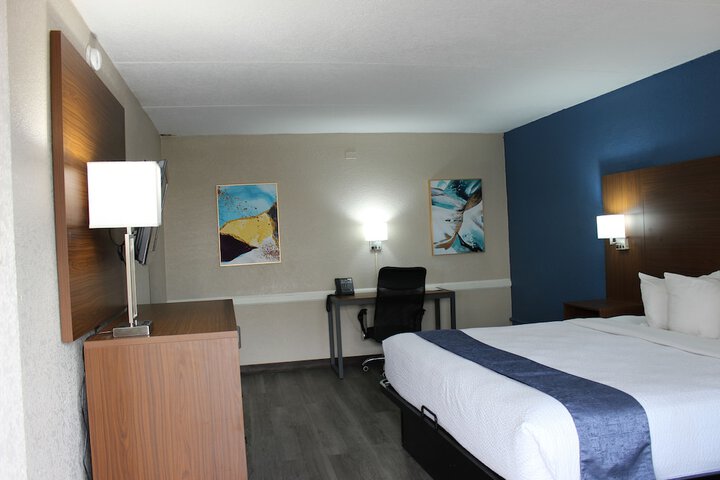 Room 18 of 19