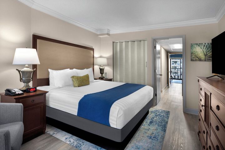 Sea Crest Oceanfront Resort